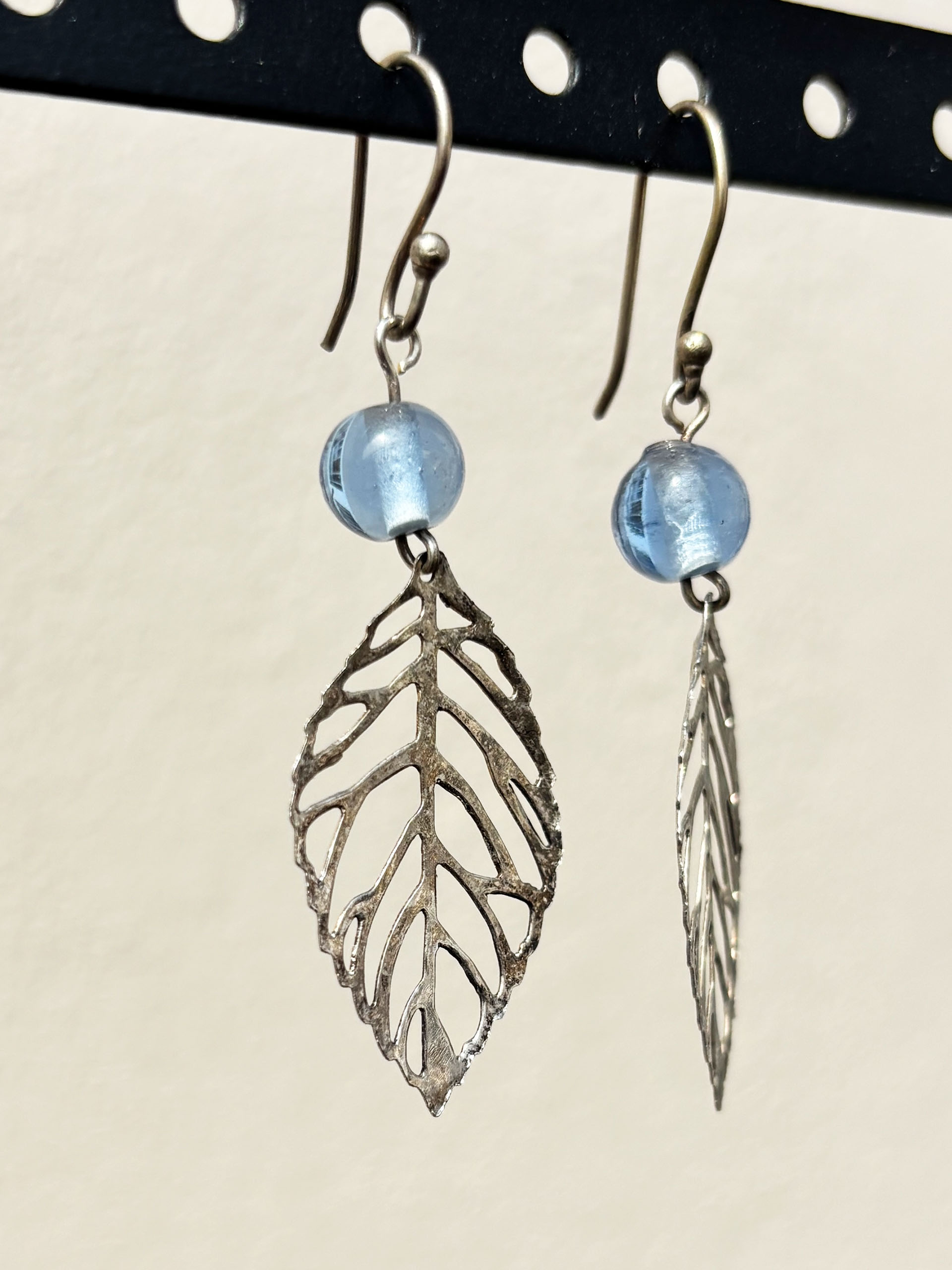 Minimal Leaf Dangle Earrings - Image 6