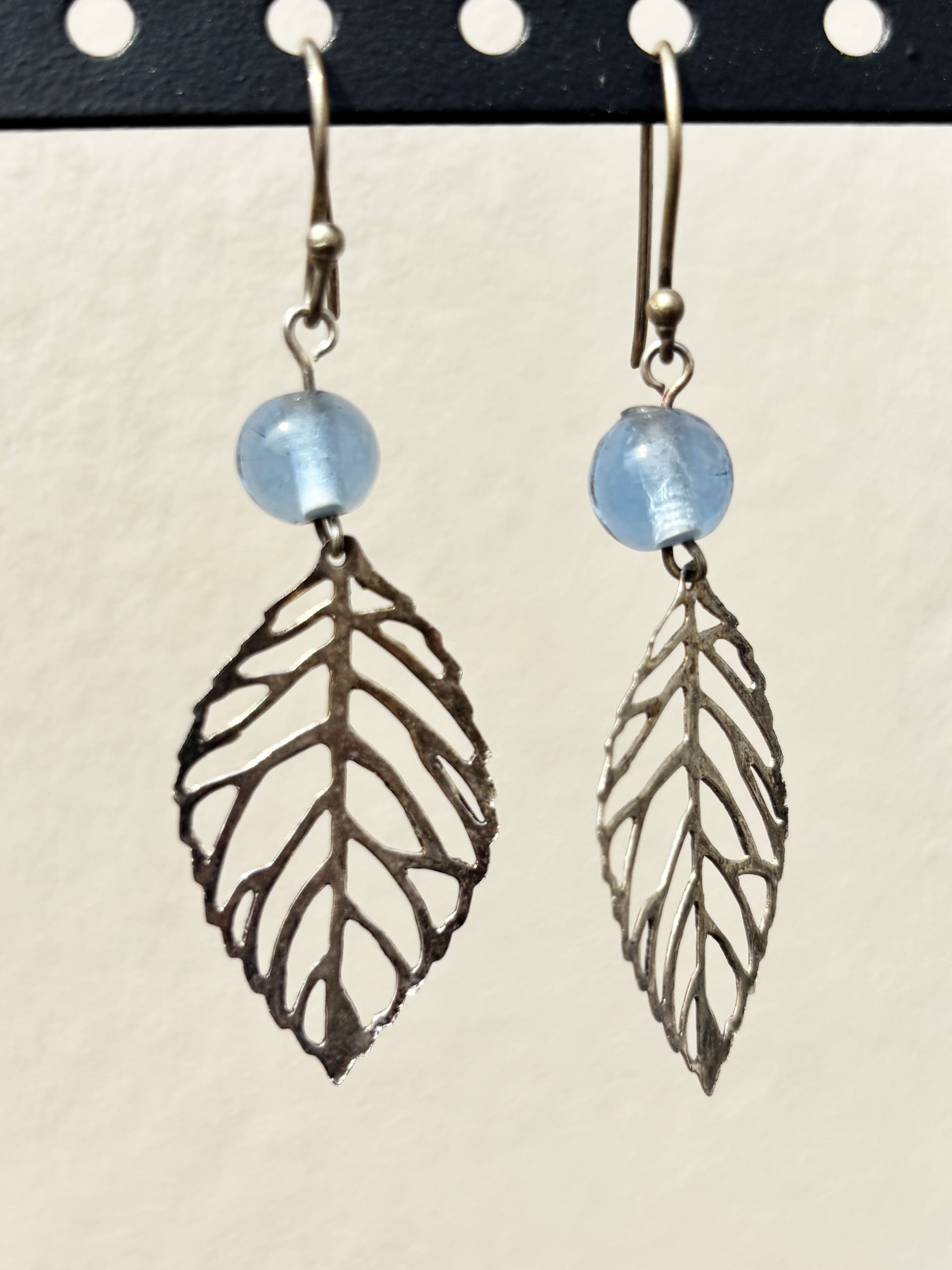 Minimal Leaf Dangle Earrings - Image 4